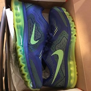 Men’s Nike Air Max 2014 sneakers